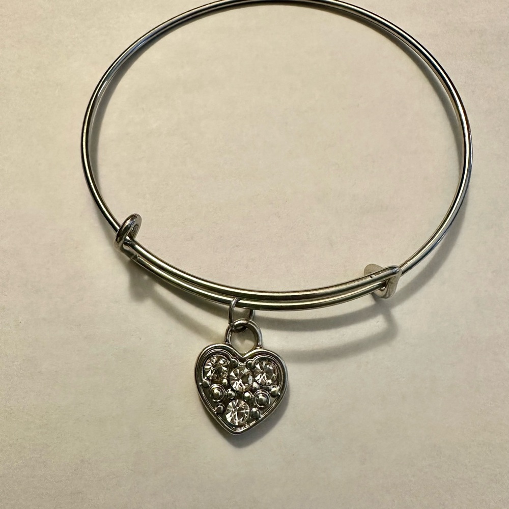 Set of 2 Love and Heart Charm Bangle Bracelets 💕 Adjustable Stackable Jewelry - Picture 4 of 5